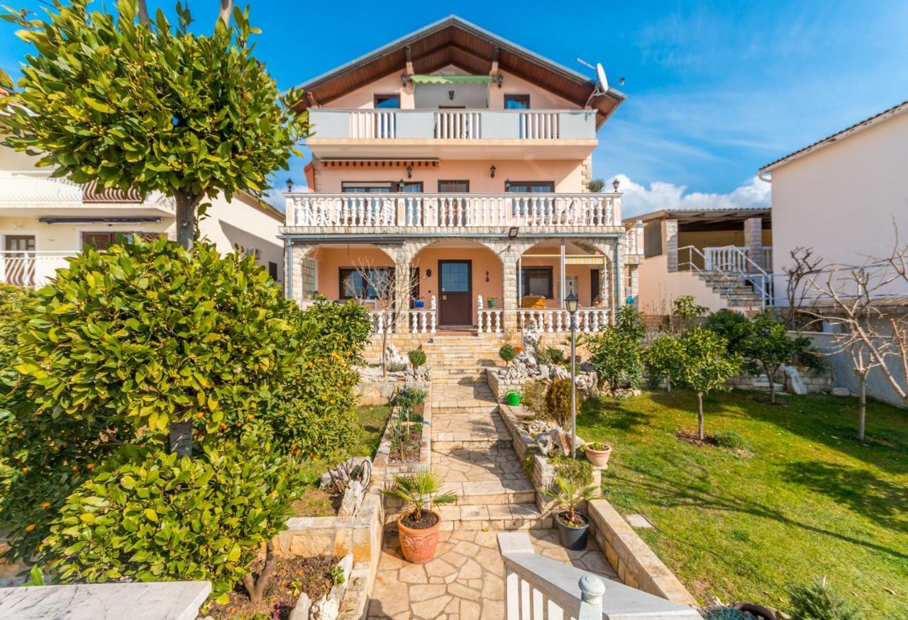 Mustel Travel Apartments Sveti Petar  Eksteriør billede