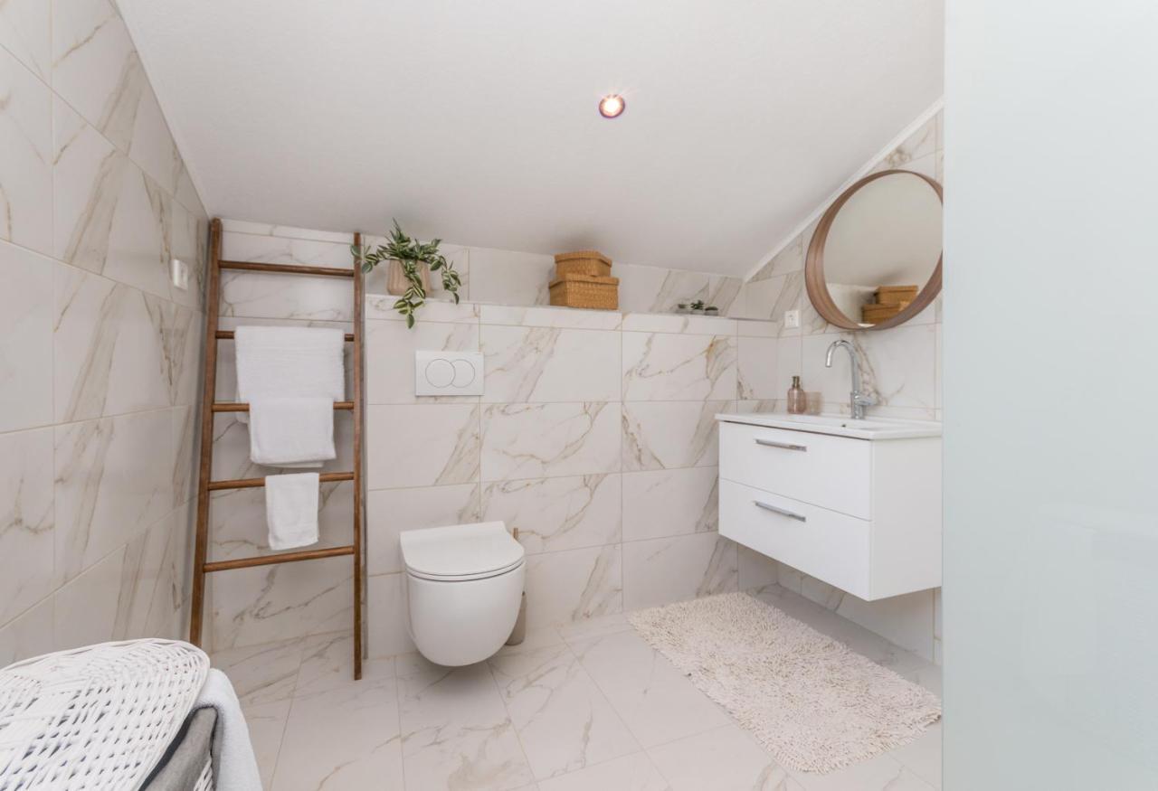 Mustel Travel Apartments Sveti Petar  Eksteriør billede